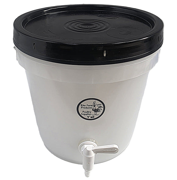 Quail Town Cages by Rite Farm Products - 2 Gallon Water Reservoir Kit